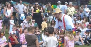 Children's Entertainer in London Magic OZ the best GUARANTEED Children's Entertainer in London Magic OZ the best GUARANTEED